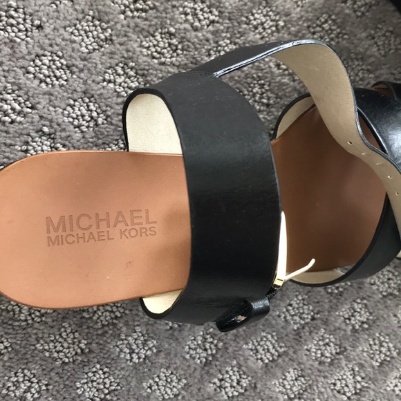 NEW Michael Kors Platforms - Picture 3 of 5